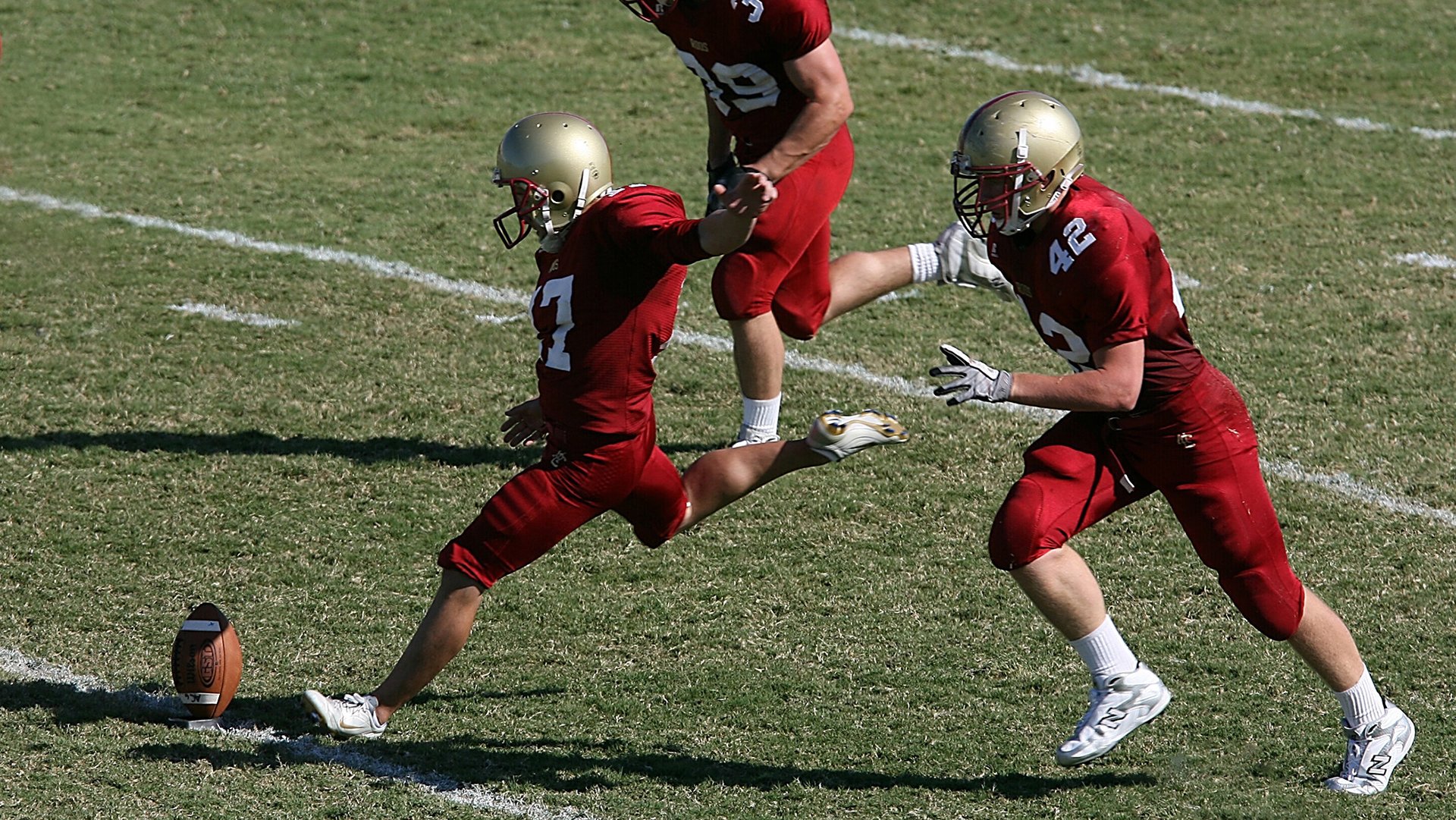 西甲：马德里双雄激烈追分，争夺第一名进入白热化，马德里竞技历年西甲排名